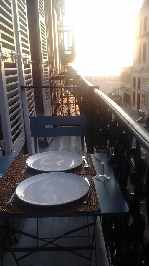 Trouville Centre 2 Pieces Balcon Sur Plage A 30 Metres Apartment Екстериор снимка